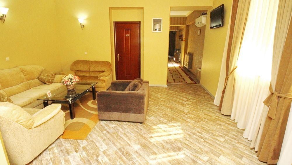 Penthouse Hotel Tbilisi Ngoại thất bức ảnh