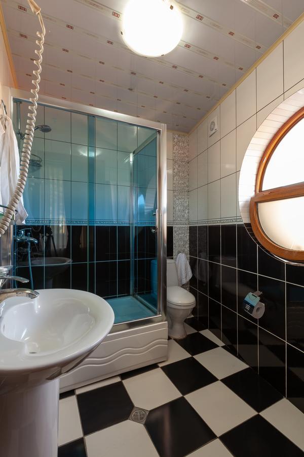 Penthouse Hotel Tbilisi Ngoại thất bức ảnh