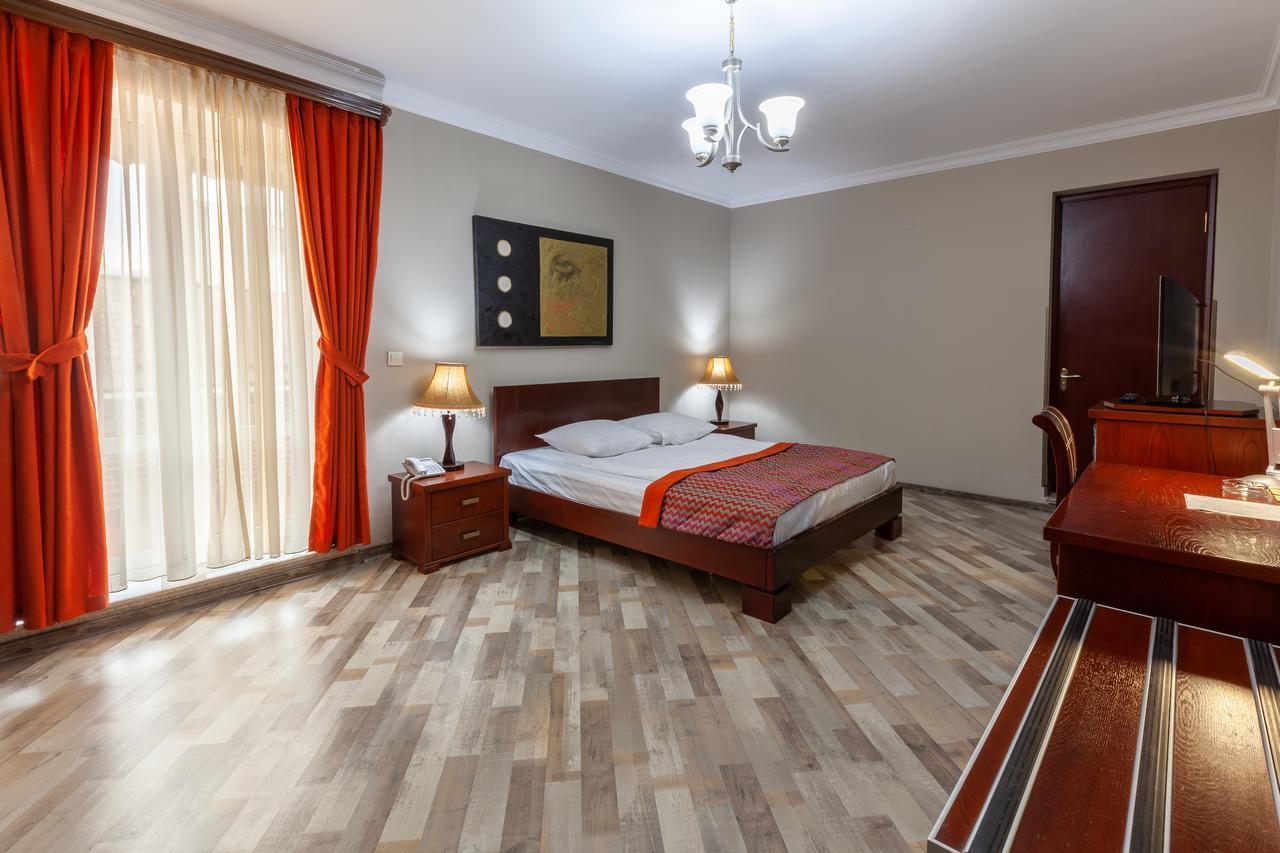 Penthouse Hotel Tbilisi Ngoại thất bức ảnh