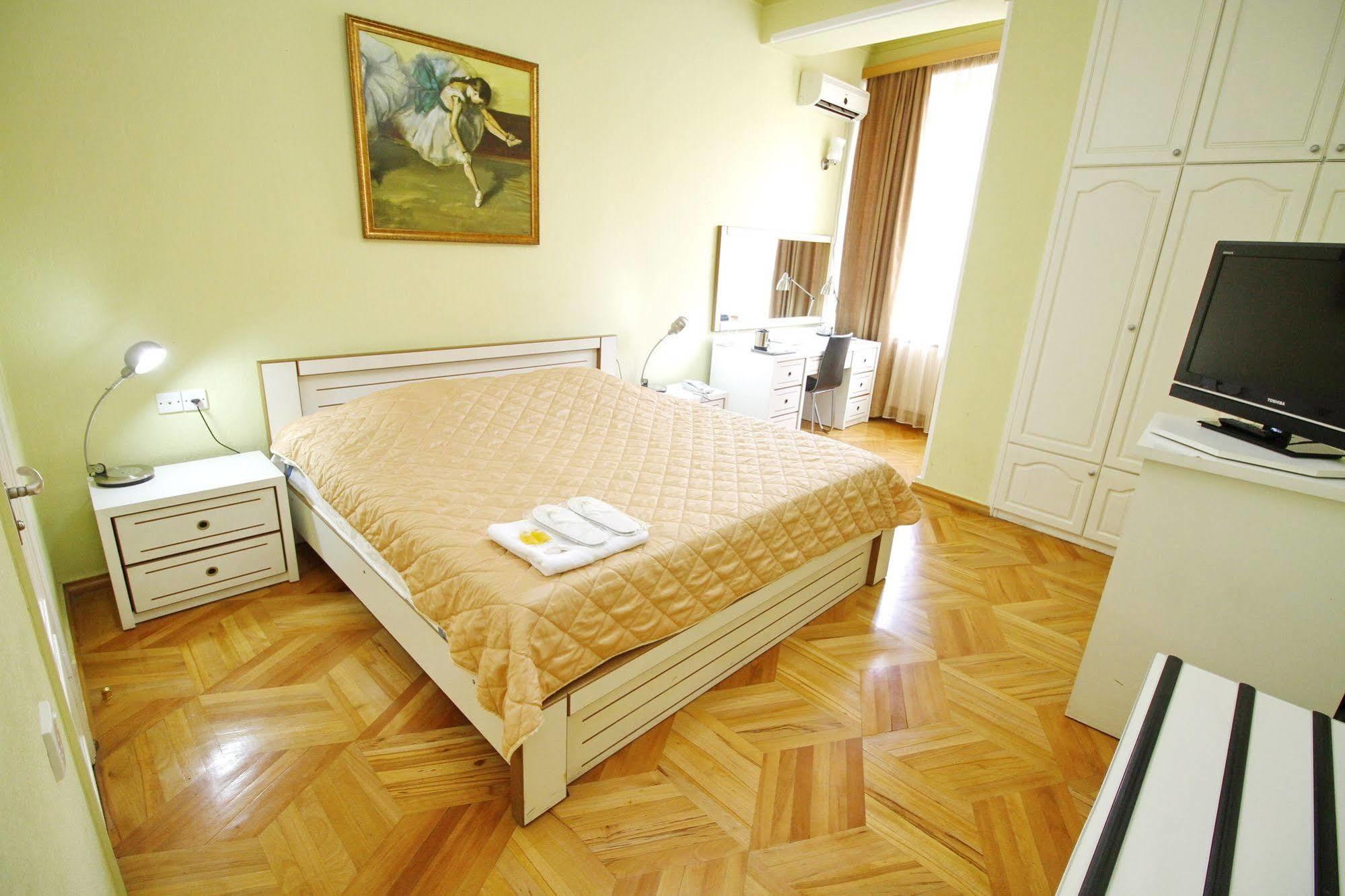 Penthouse Hotel Tbilisi Ngoại thất bức ảnh