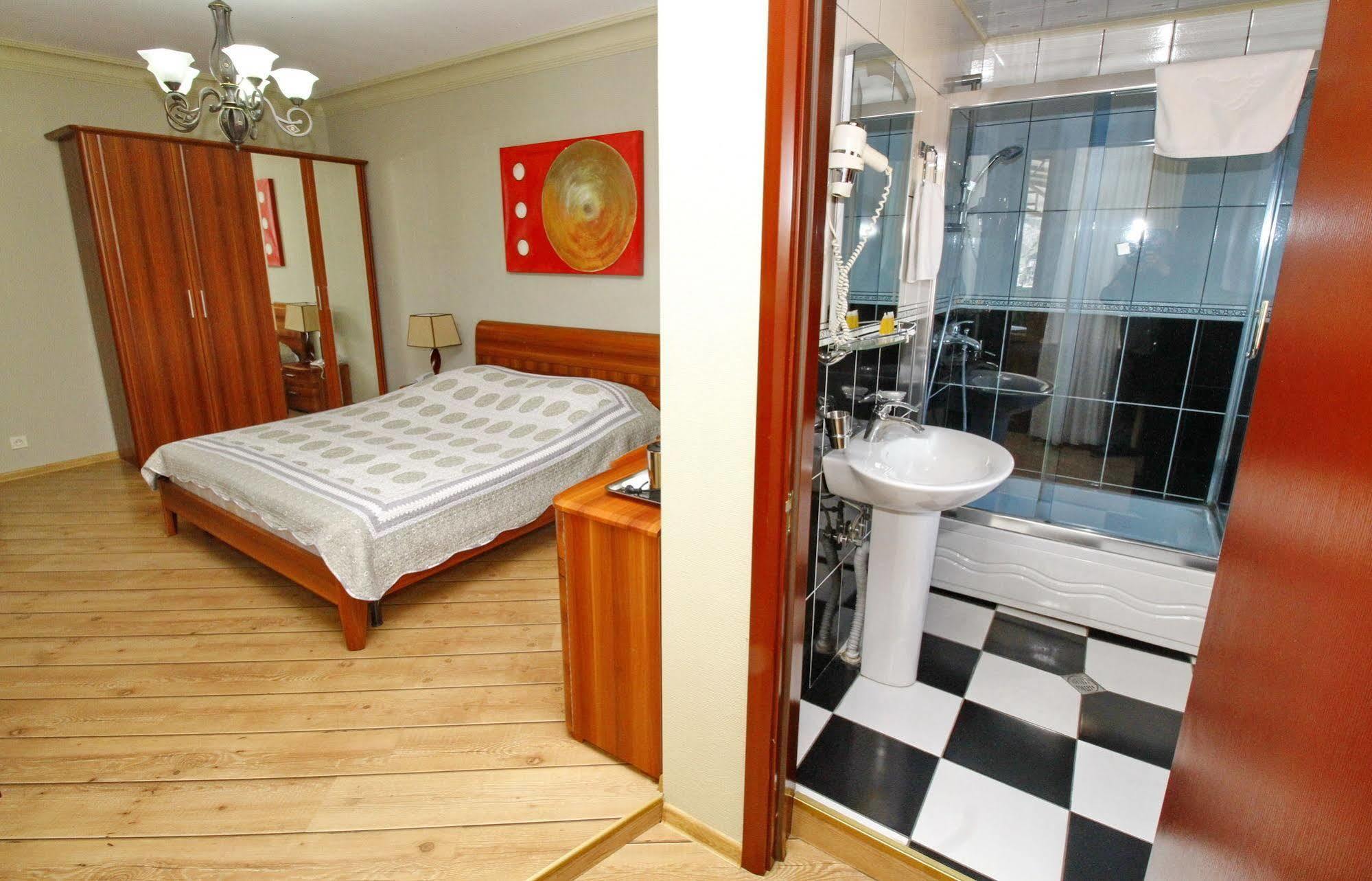 Penthouse Hotel Tbilisi Ngoại thất bức ảnh